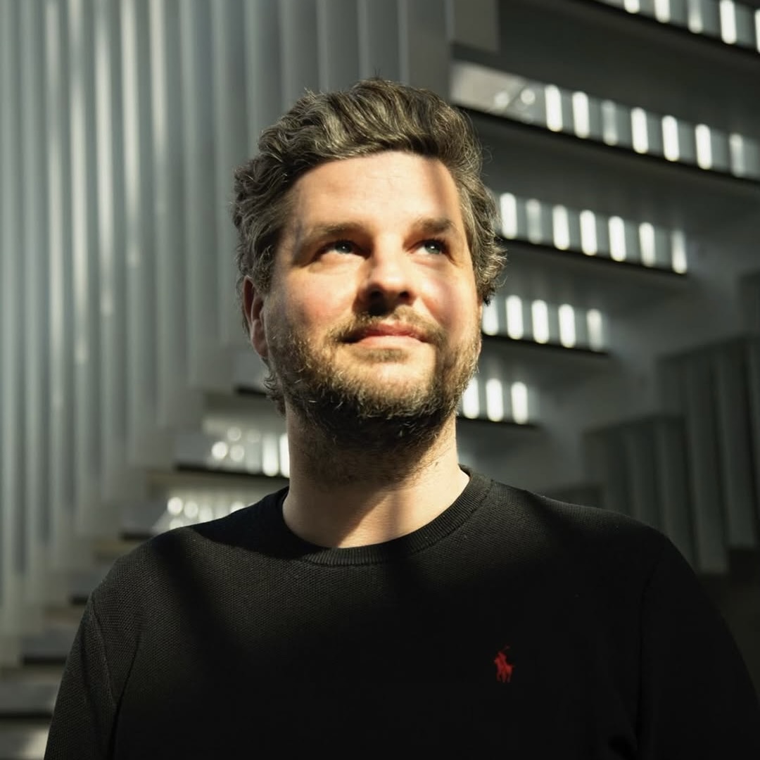 Director Tom Willems